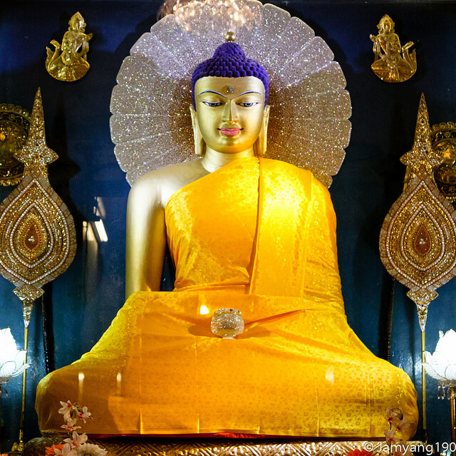 Buddha-Sakyamuni-Mahabodhi-Temple (1)